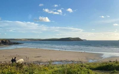 Beach walks found to have positive mental health impacts